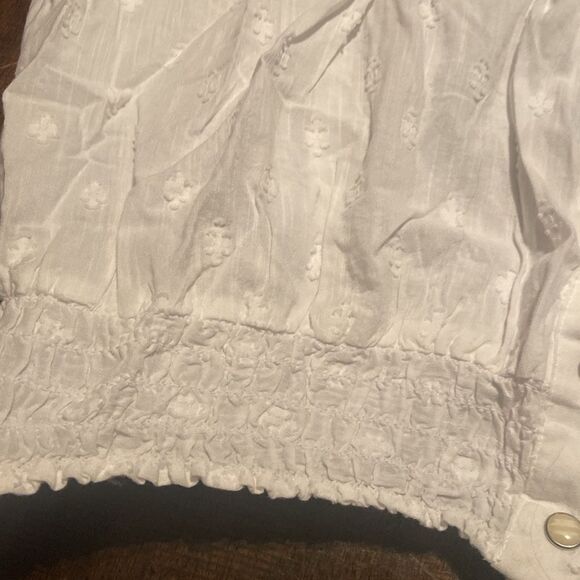 Wrangler Ladies' Cap Sleeve Smocked Top Medium - Picture 7 of 9